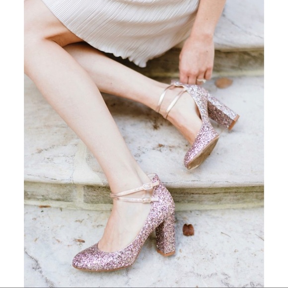 ✨Kate Spade Baneera Pink Glitter Heels✨ - Picture 2 of 8
